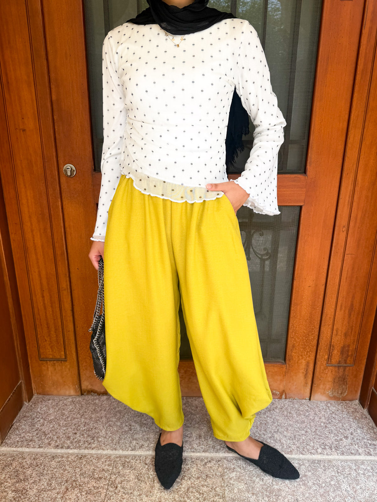 NONCHALANT Polka-Dot Top