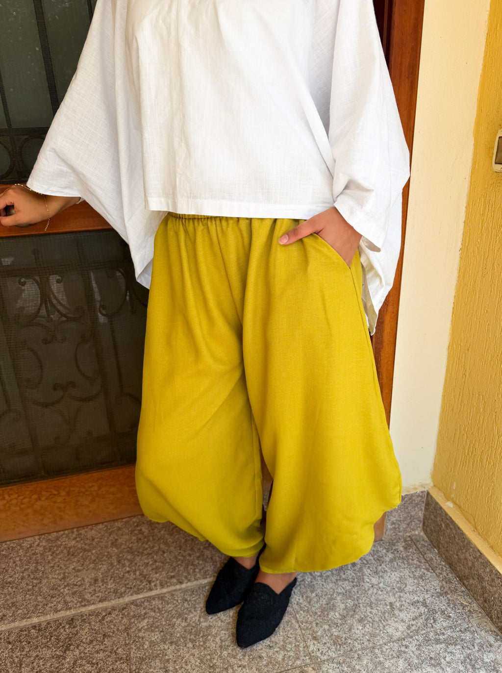 NONCHALANT Pants