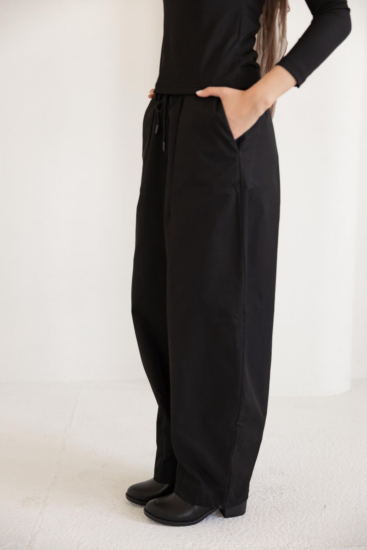 The Everyday Pants — Black