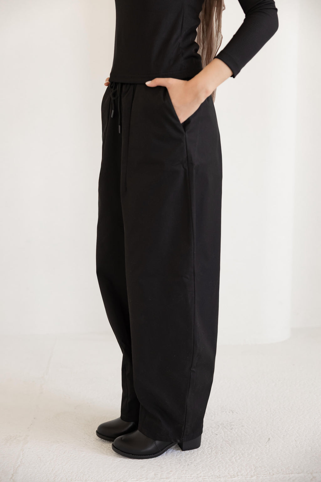 The Everyday Pants — Black
