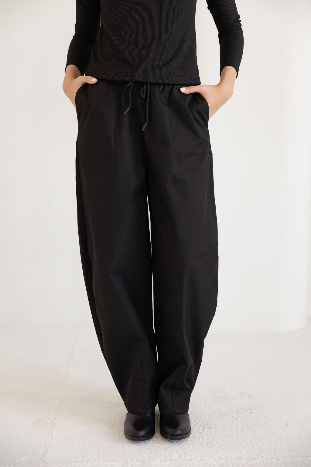 The Everyday Pants — Black