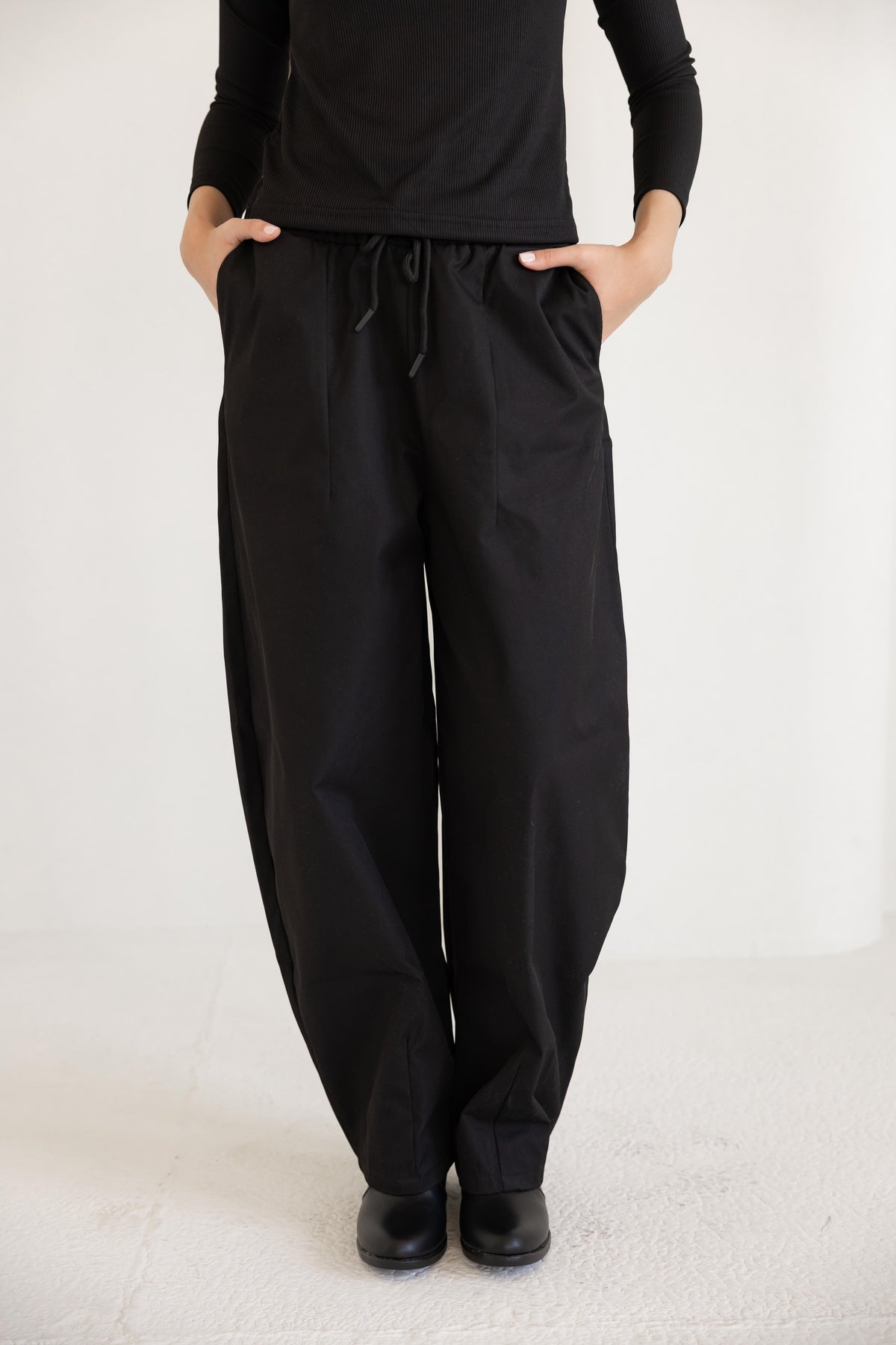 The Everyday Pants — Black